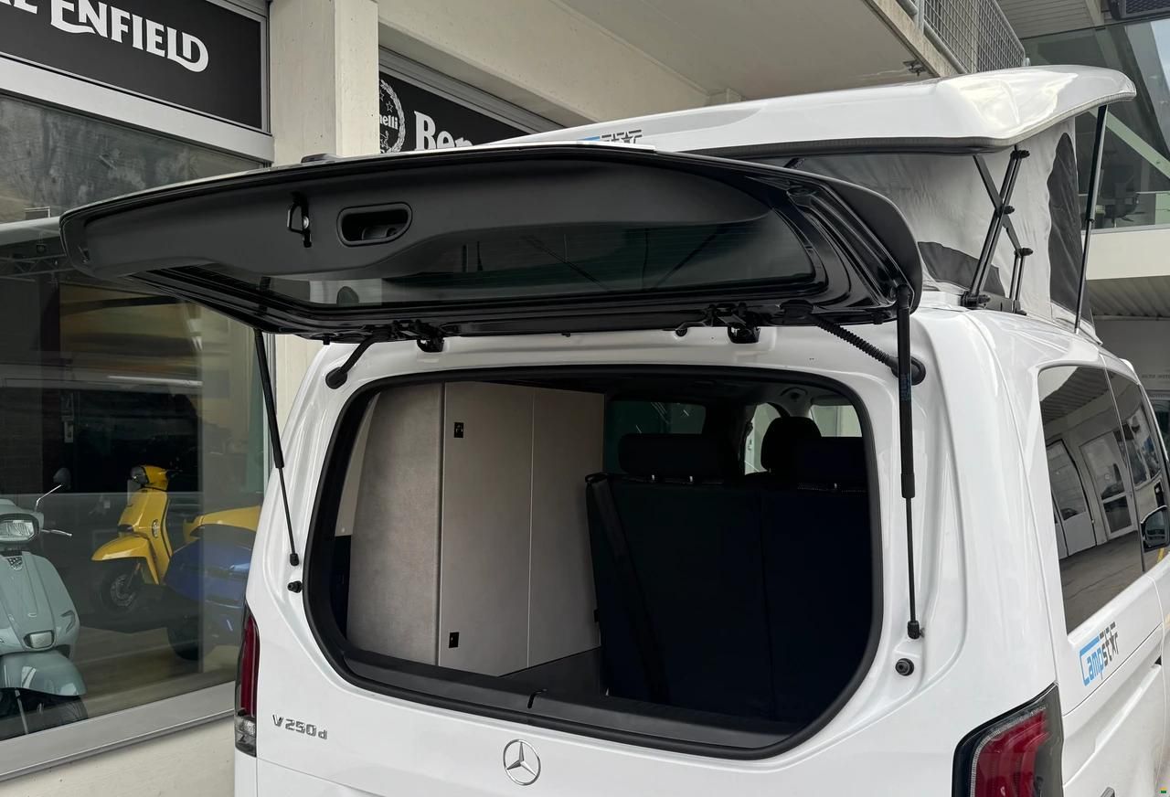 P&ouml;ssl MERCEDES-BENZ Campstar V250 d lang 4mati