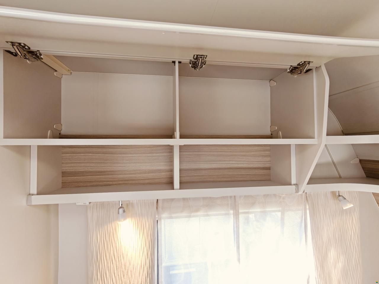 B&uuml;rstner Averso Plus 510 TK -Hubbett -Stockbett