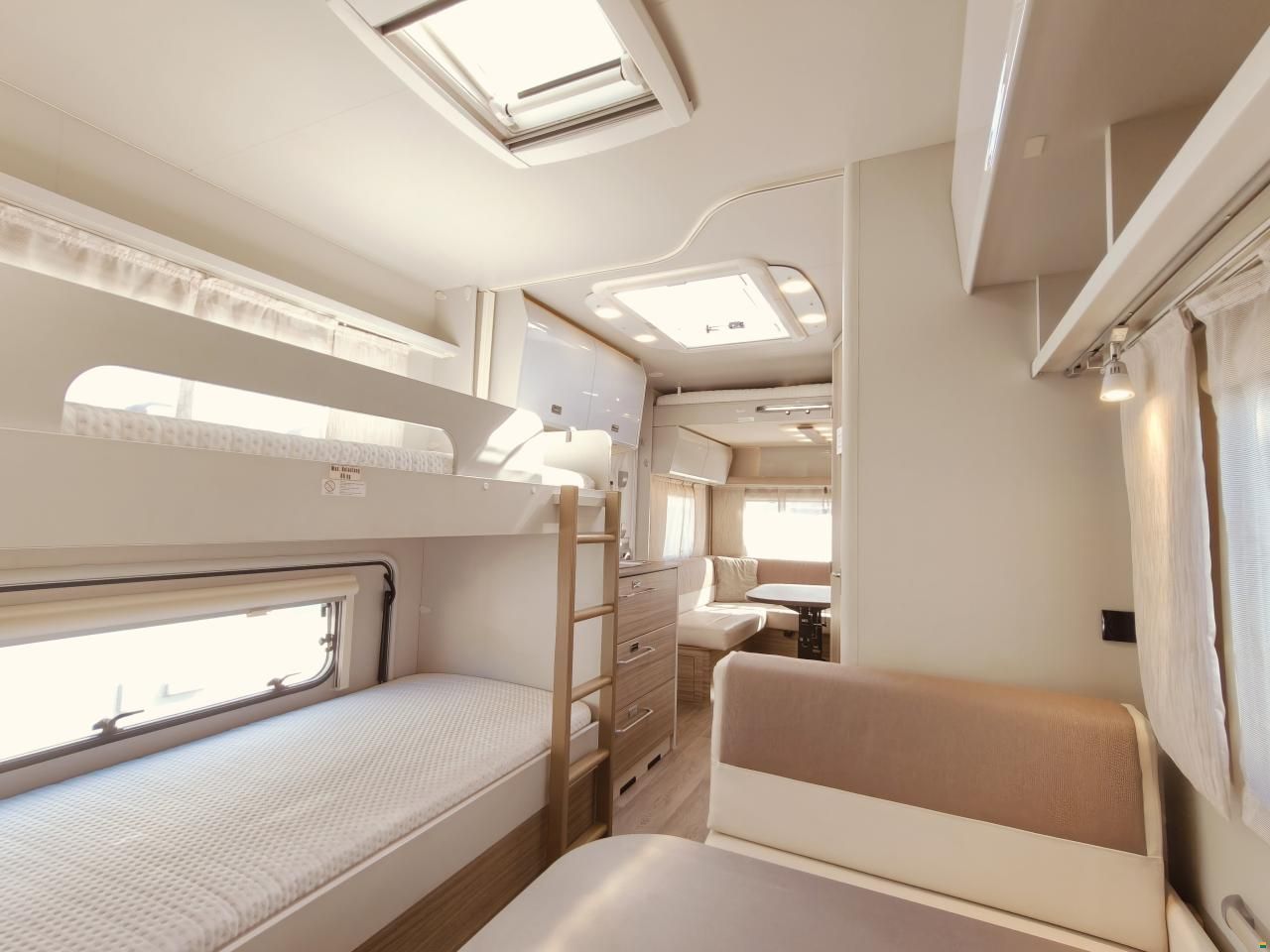 B&uuml;rstner Averso Plus 510 TK -Hubbett -Stockbett