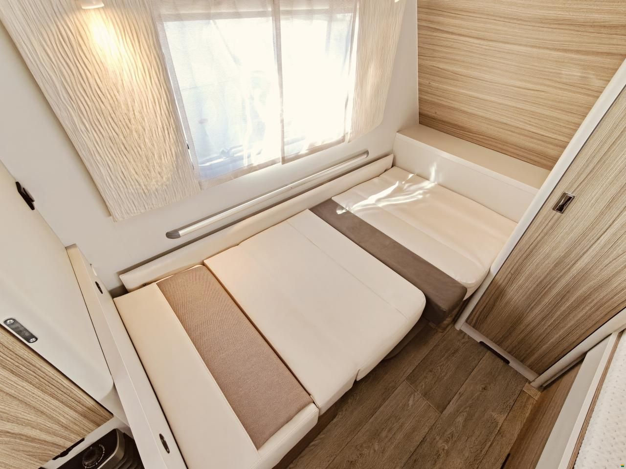 B&uuml;rstner Averso Plus 510 TK -Hubbett -Stockbett
