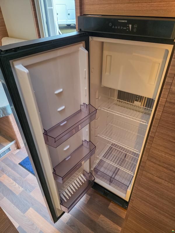 Weinsberg CaraSuite 700 MEG
