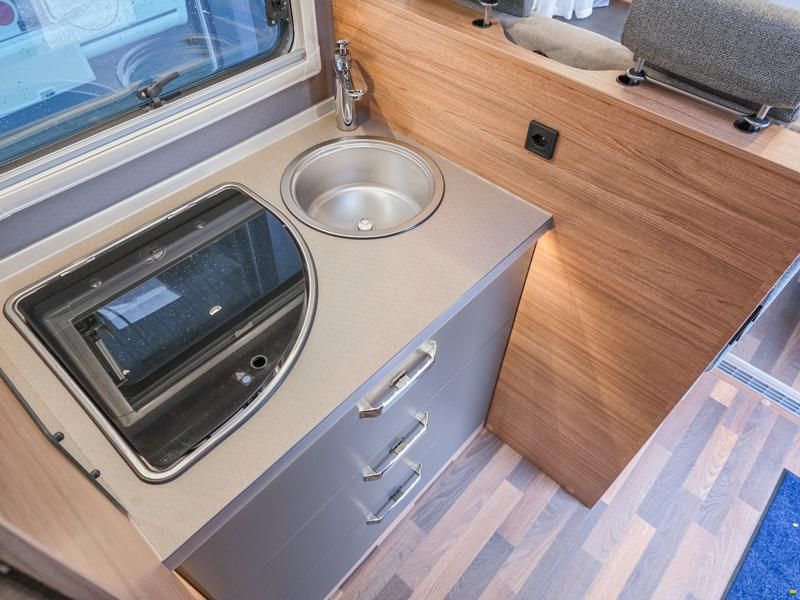 Weinsberg CaraSuite 700 MEG