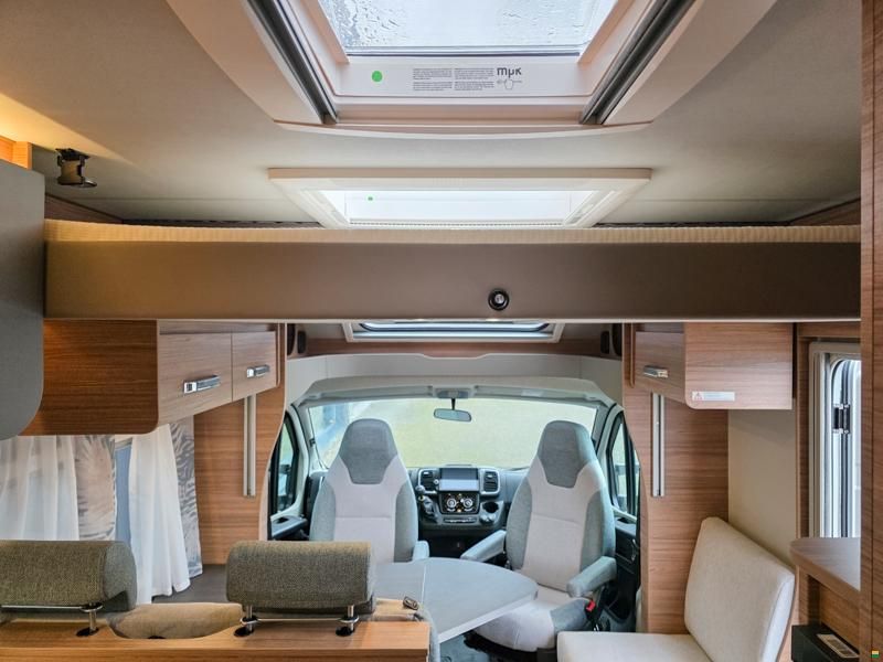 Weinsberg CaraSuite 700 MEG