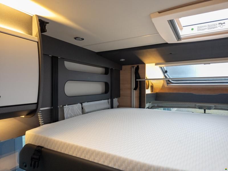 Knaus Live Wave 700 LX Platinum Selection