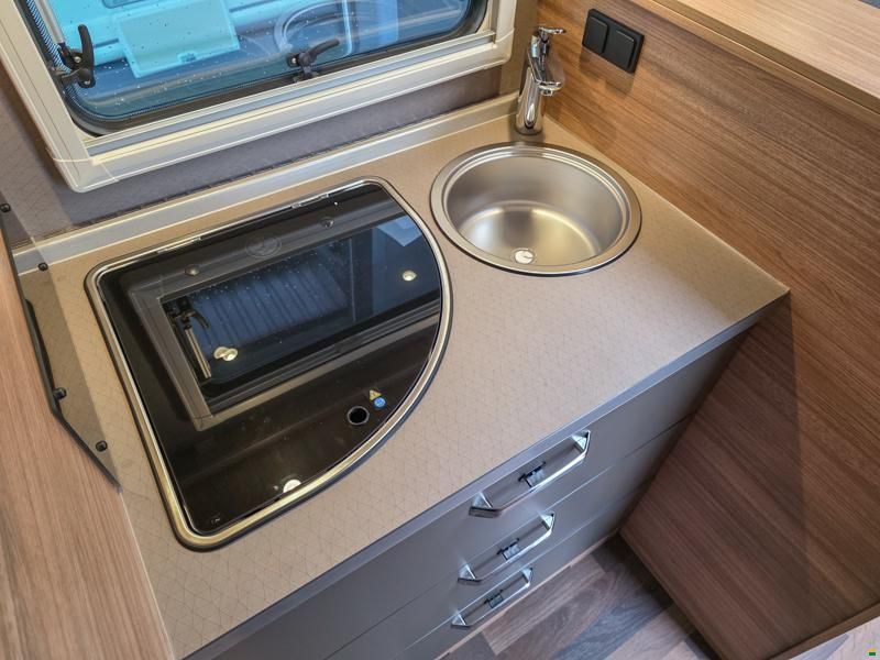 Weinsberg CaraCore 700 MEG Light