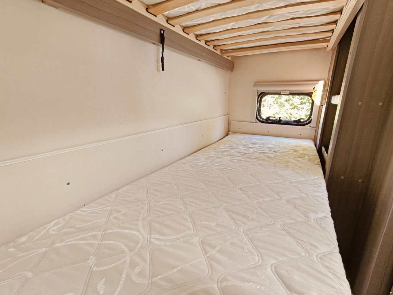 Hobby On Tour 470 KMF - Stockbett - Dachklima