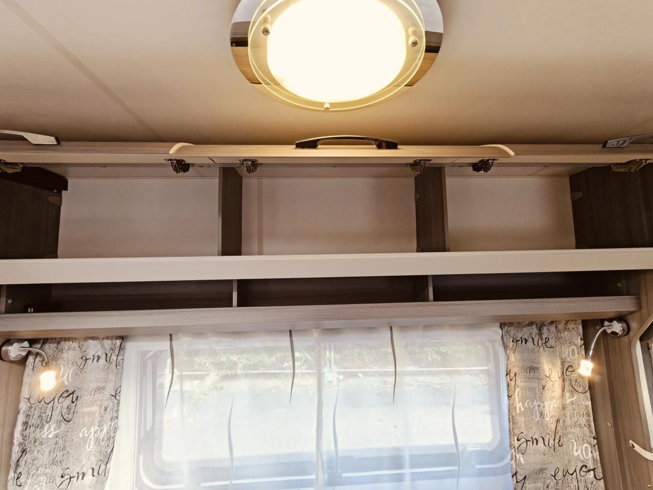 Hobby On Tour 470 KMF - Stockbett - Dachklima