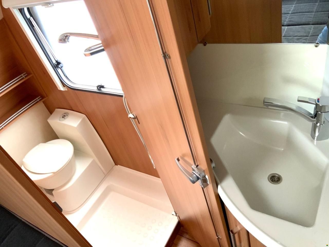 Knaus S&uuml;dwind 750 FKU