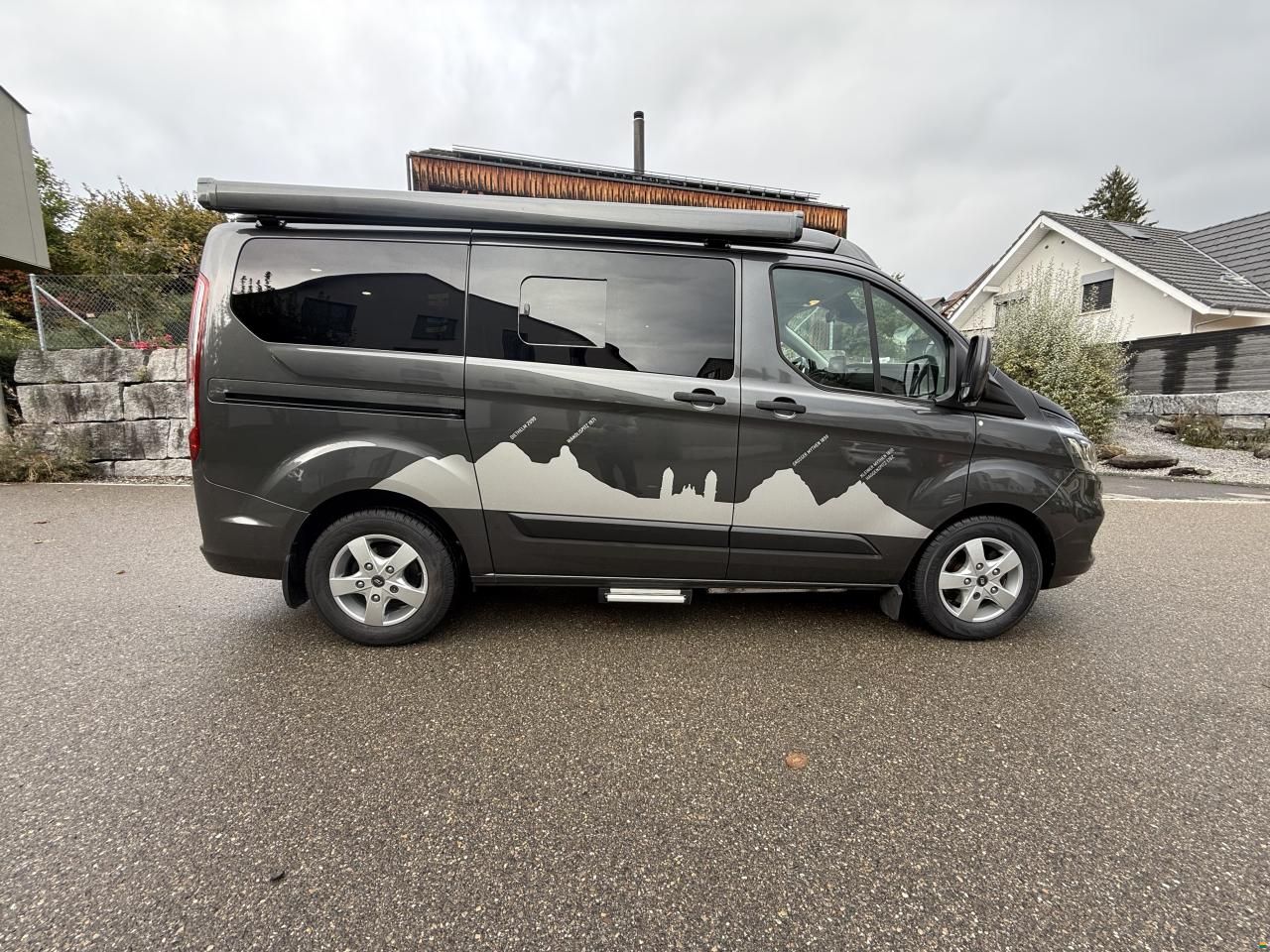 Ford Transit Costum Wellhouse