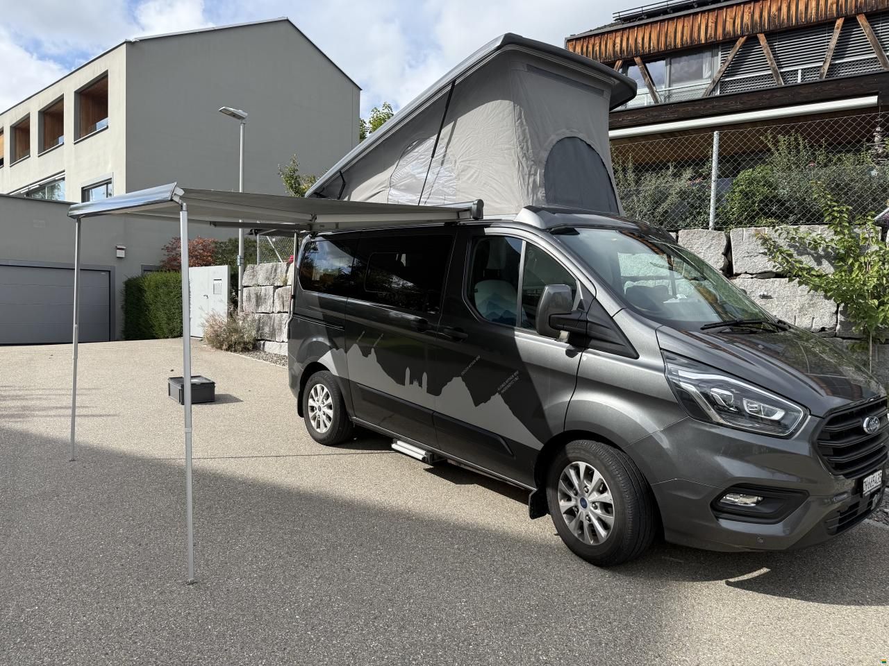 Ford Transit Costum Wellhouse