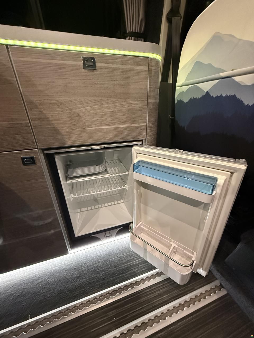Ford Transit Costum Wellhouse