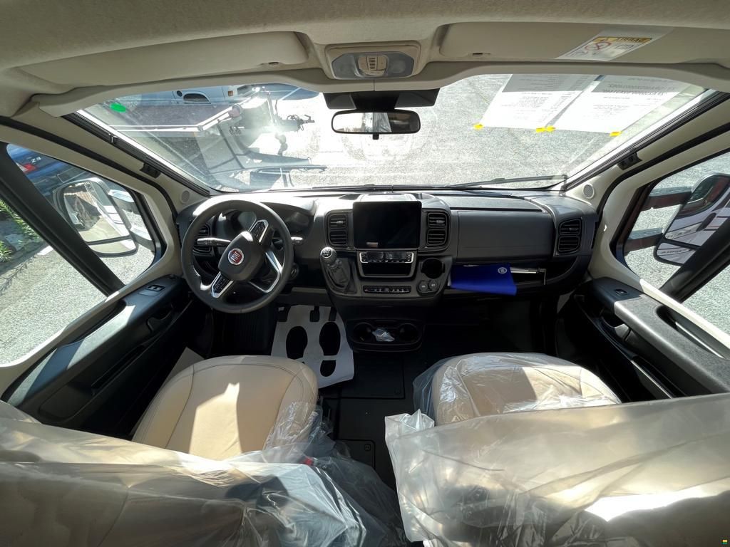 Adria Coral XL 650SP