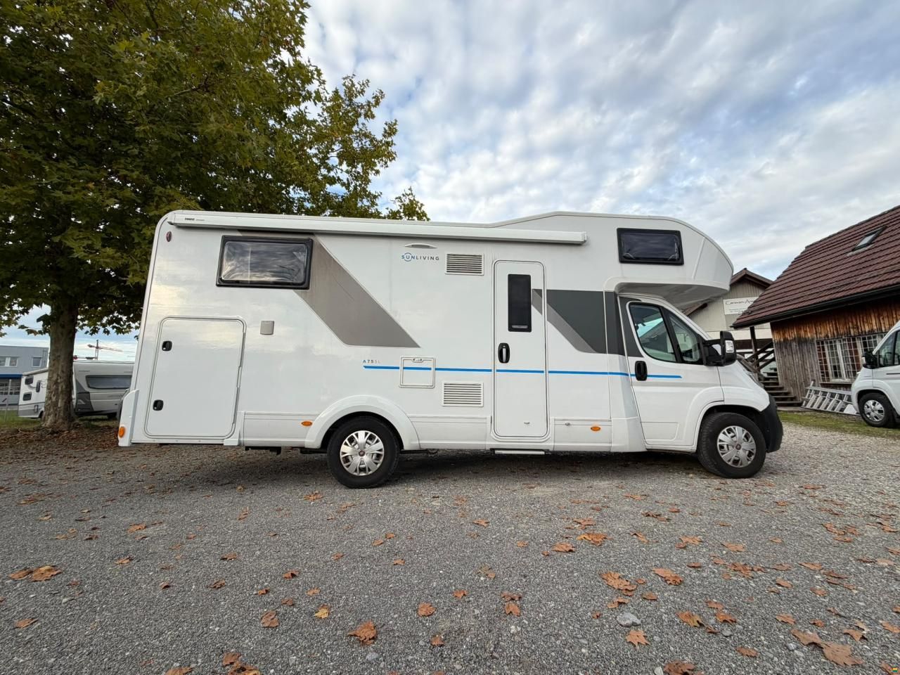 Fiat *2.2JTD 140PS*SUNLIVING A75 SL*L&Auml;NGSBETT