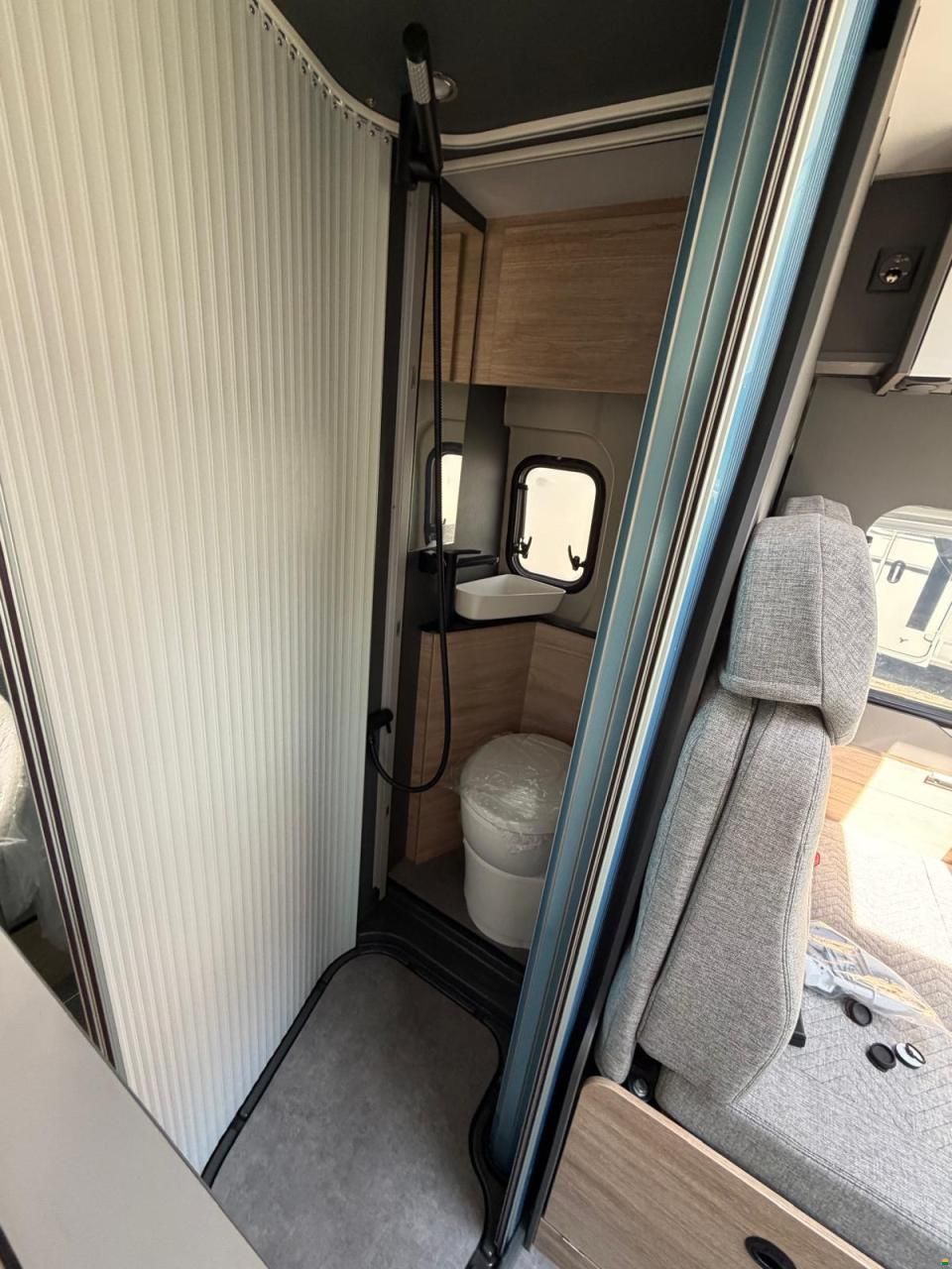 Fiat *2.3 140PS*DETHLEFFS ADVANTAGE*L&Auml;NGSBETT