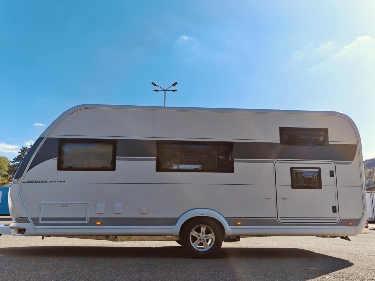 Hobby Excellent Edition 545 KMF - Stockbett