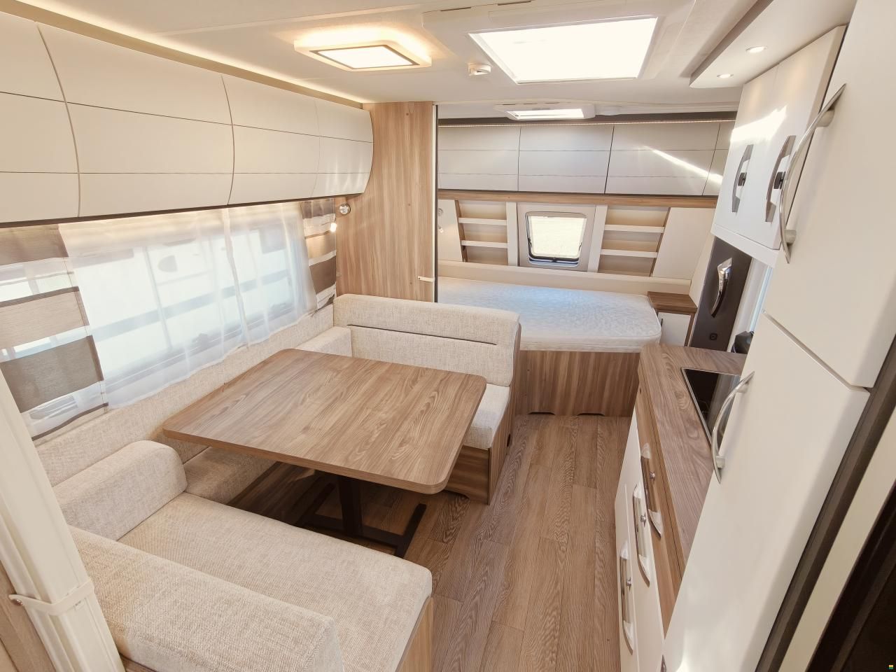 Hobby Excellent Edition 545 KMF - Stockbett