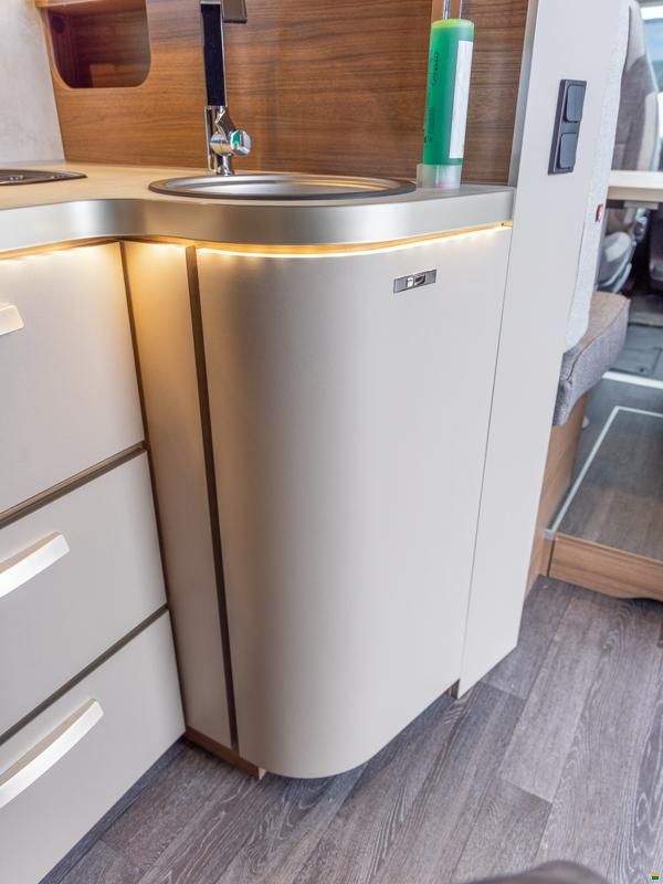 Knaus Live Wave 650 MF