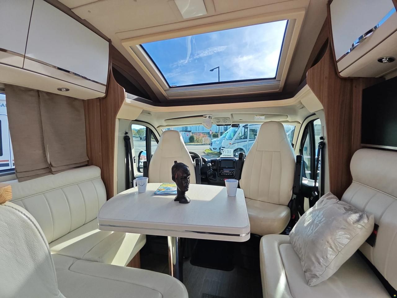 Eura Mobil Profila T725 QB