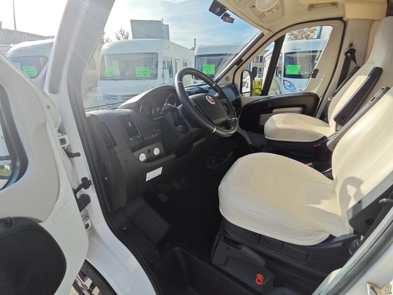 Eura Mobil Profila T725 QB