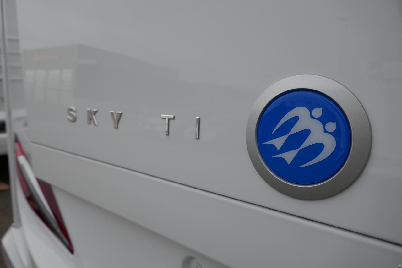 Knaus SKY TI 650 MEG