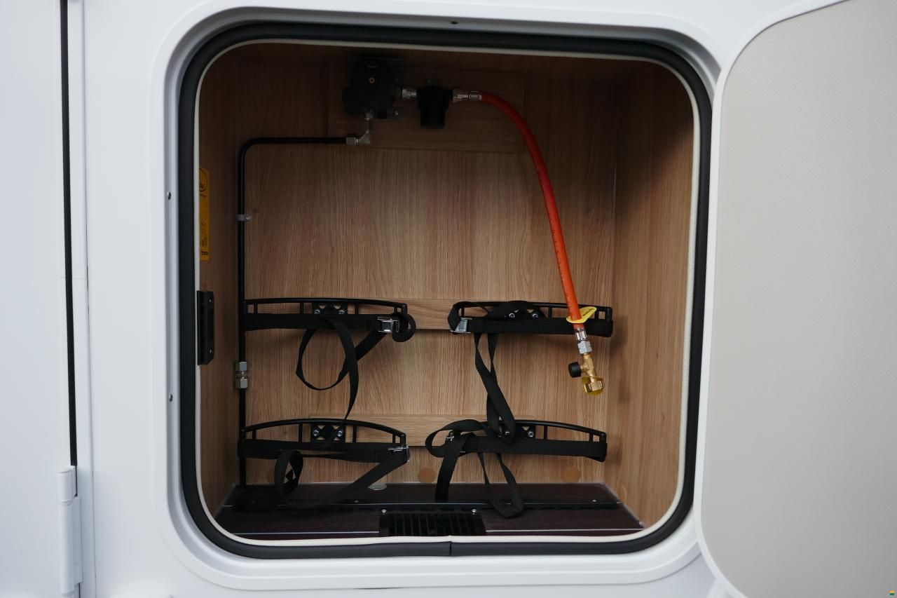 Knaus SKY TI 650 MEG