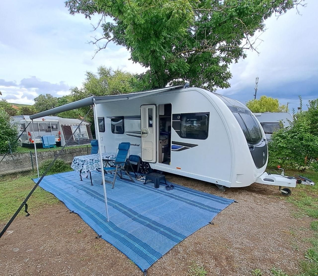 Sprite Mondial 490SE