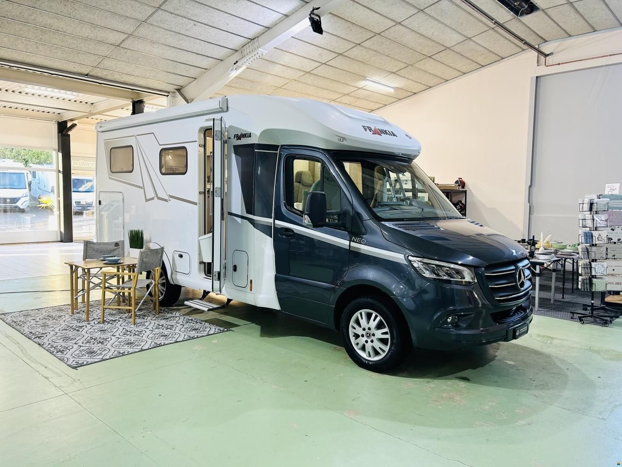 Frankia M-Line Neo