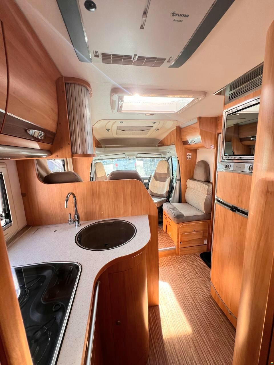 Adria Coral S 670 SL mit Einzelbett!