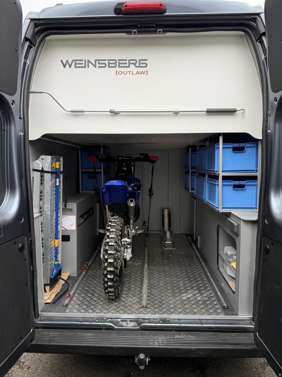 Weinsberg Cara Bus Grey 630 MEG Ed. [Fire] Outlaw