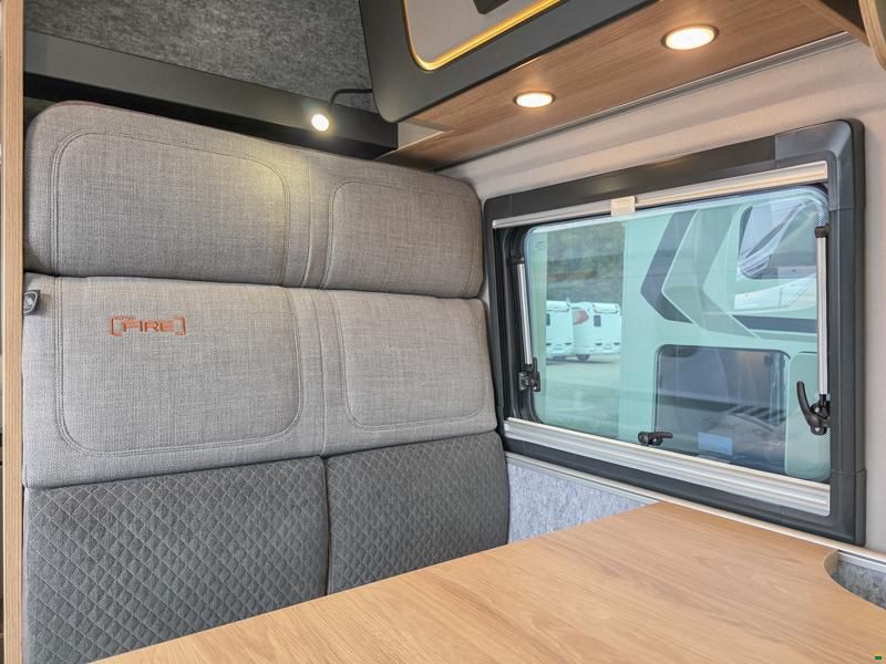 Weinsberg CaraBus Grey 630 ME Edition [Fire]