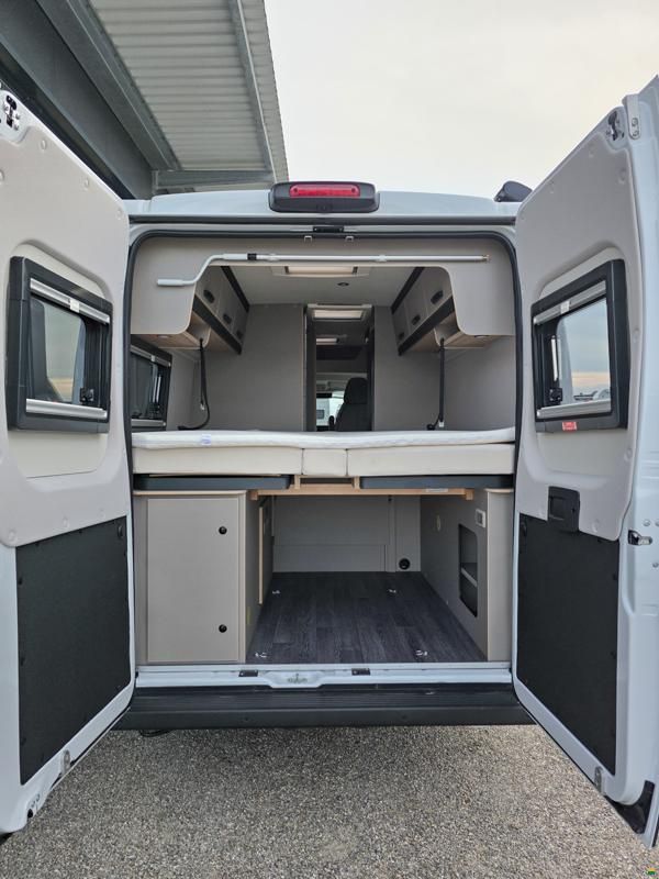 Weinsberg CaraBus Grey 630 ME Edition [Fire]