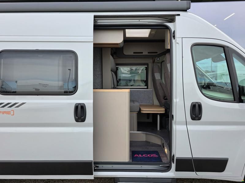 Weinsberg CaraBus Grey 600 ME Edition [Fire]
