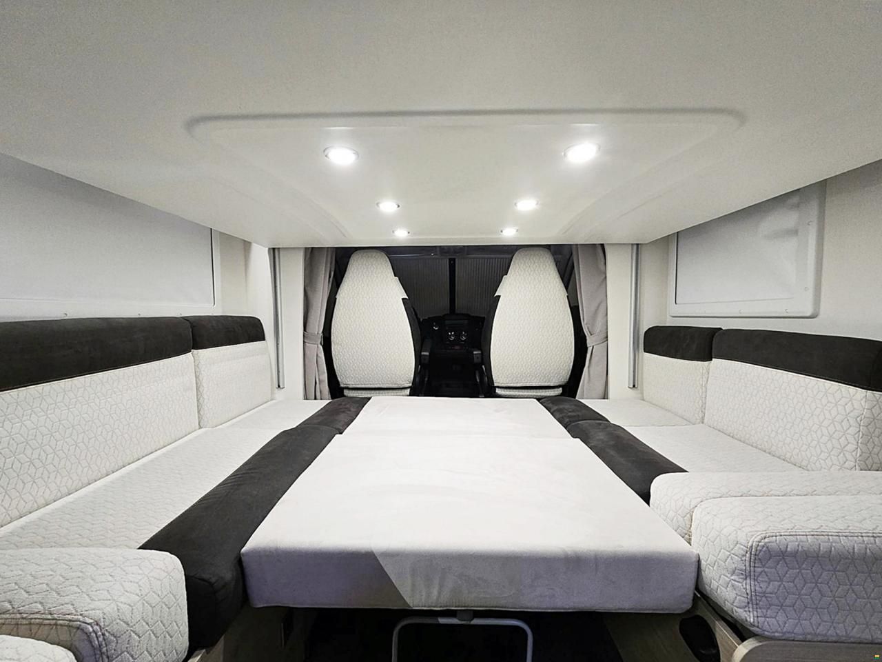 Challenger GRAPHITE 260 EDITION 2.3 AUTOMAT