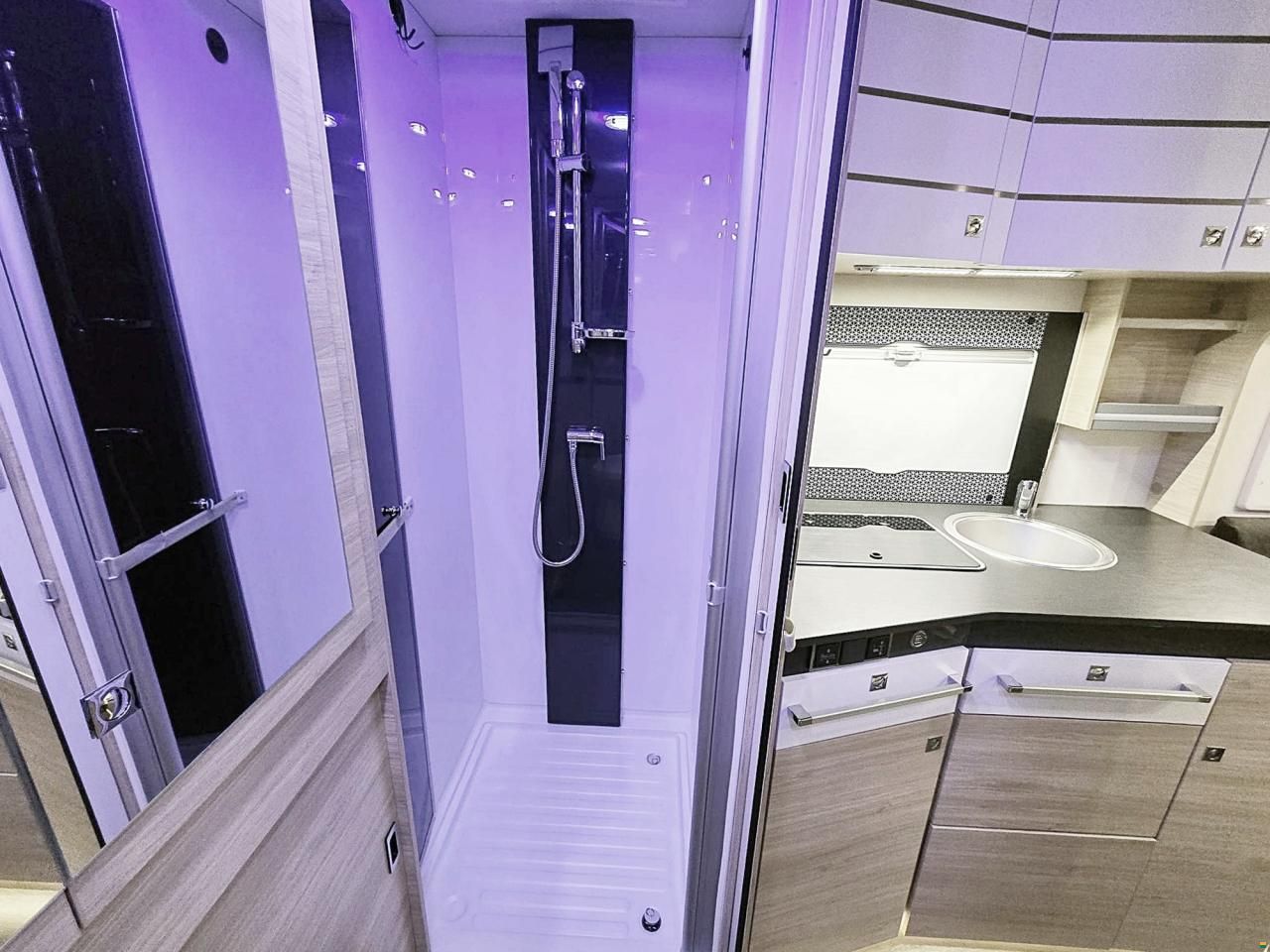 Challenger GRAPHITE 260 EDITION 2.3 AUTOMAT