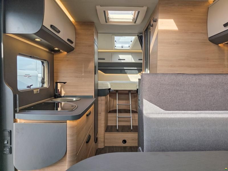 Knaus Live TI 650 MEG Platinum Selection