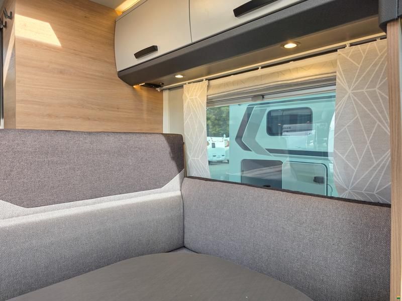 Knaus Live TI 650 MEG Platinum Selection