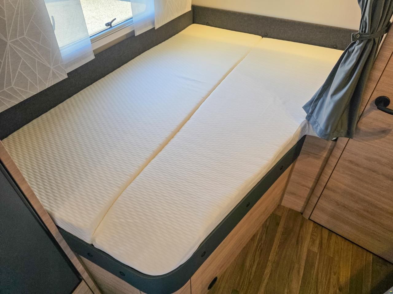 Knaus Live TI 650 MF Platinum Selection