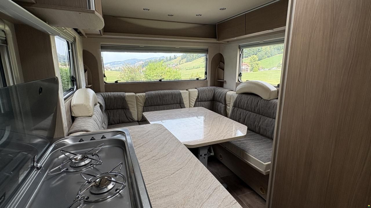 Bürstner Averso Plus 440 TK