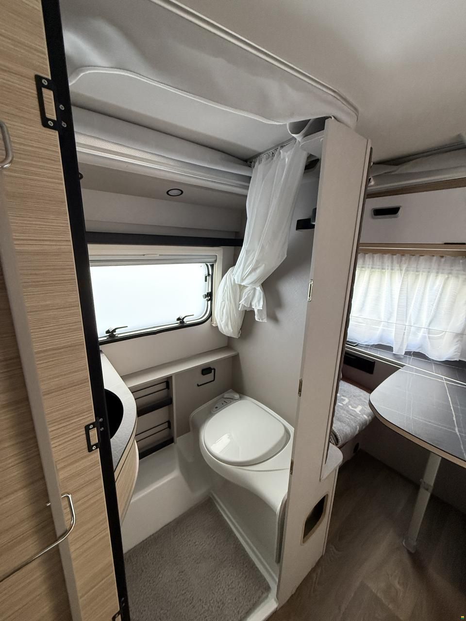 Eriba Touring 542