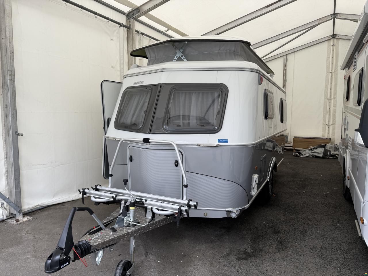 Eriba Touring 542