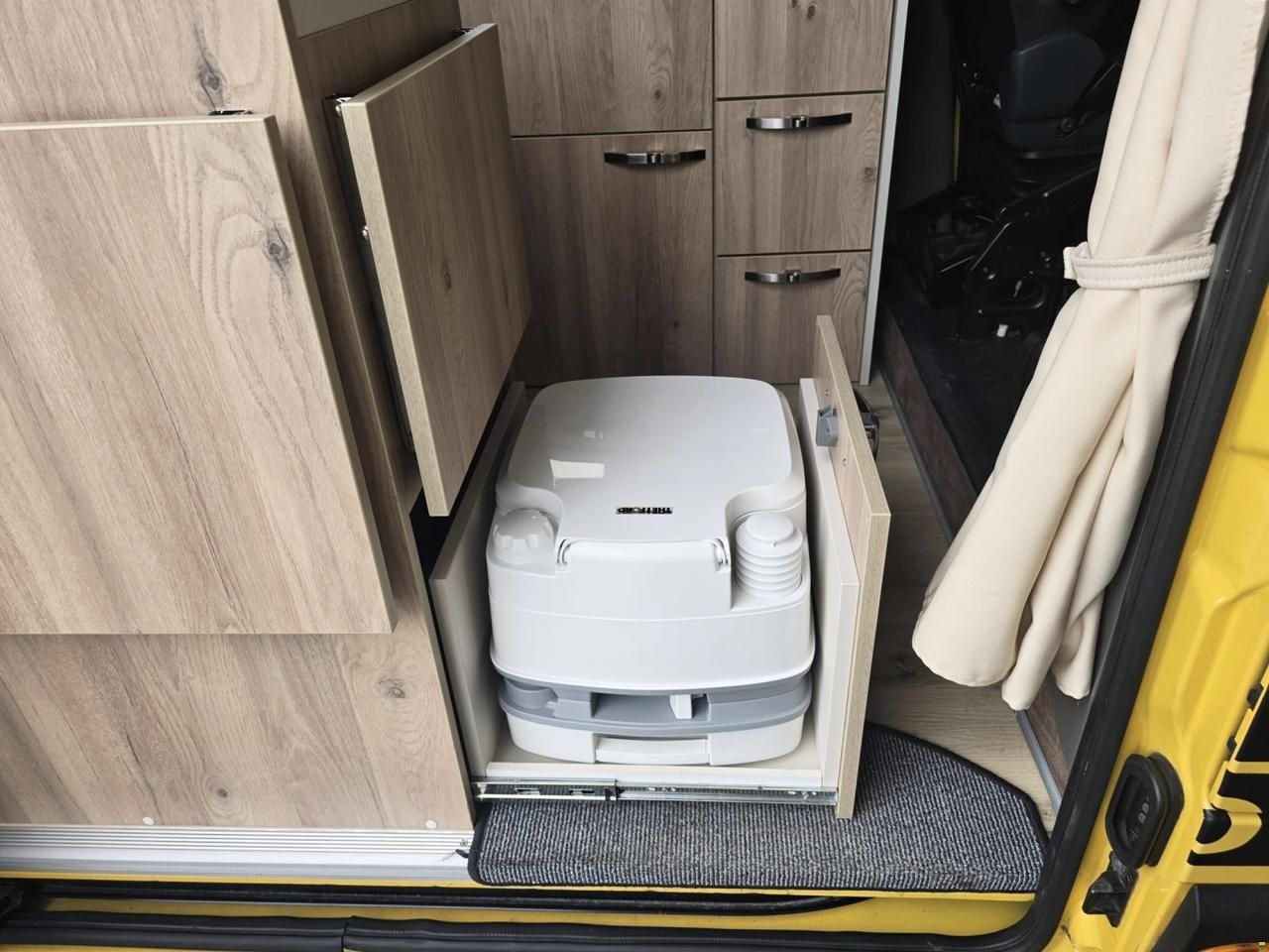 Renault MASTER T35 ADVENTURE EDITION dCI 130