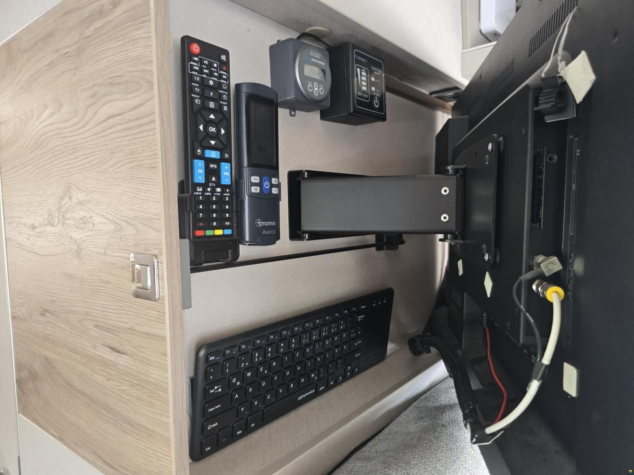 Hymer EXIS-I EX 580 PURE 2.2 HDI