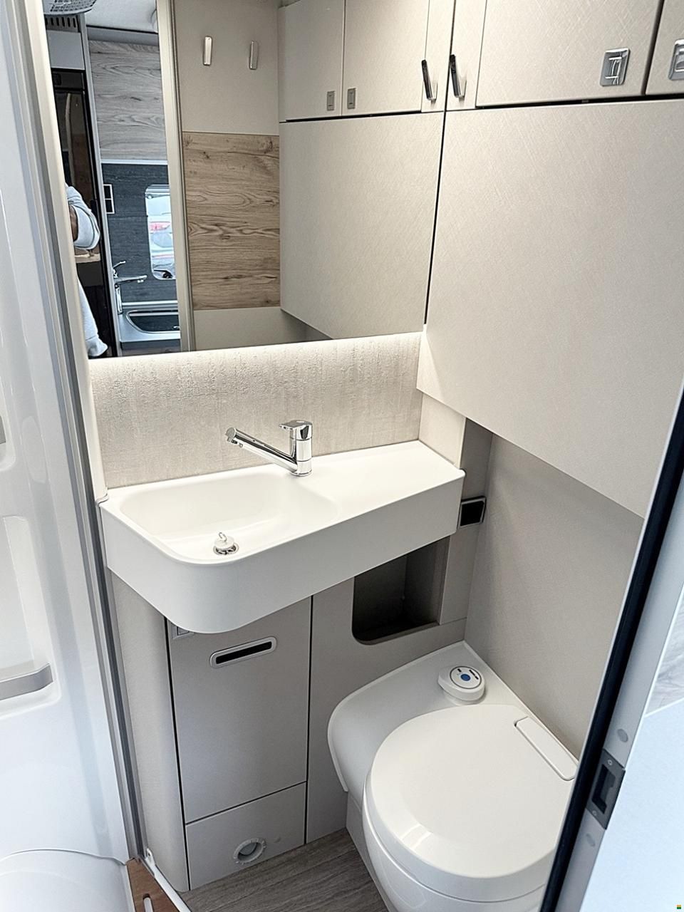 Hymer EXIS-I EX 580 PURE 2.2 HDI
