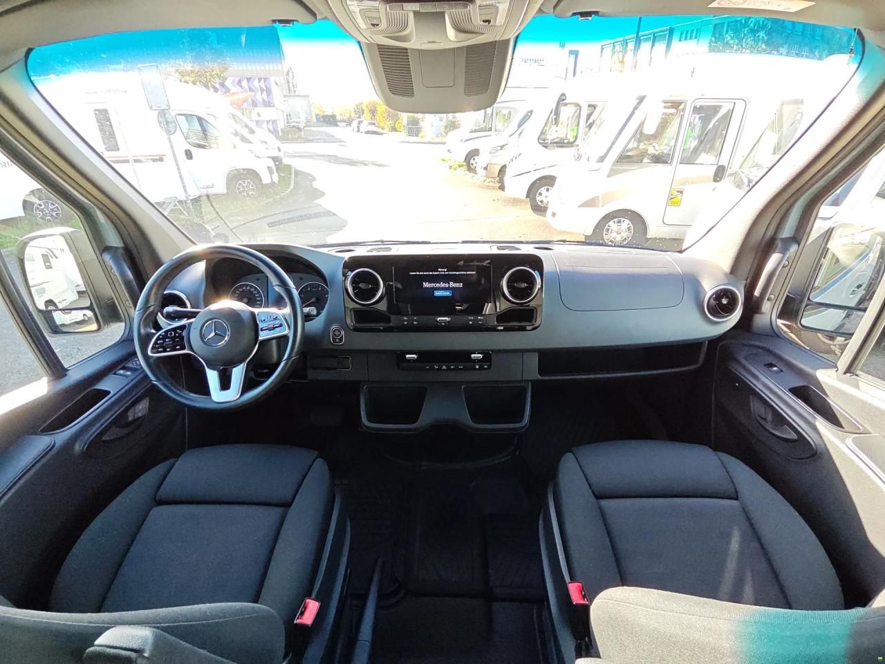 Mercedes Benz Sprinter W907 419 4x4