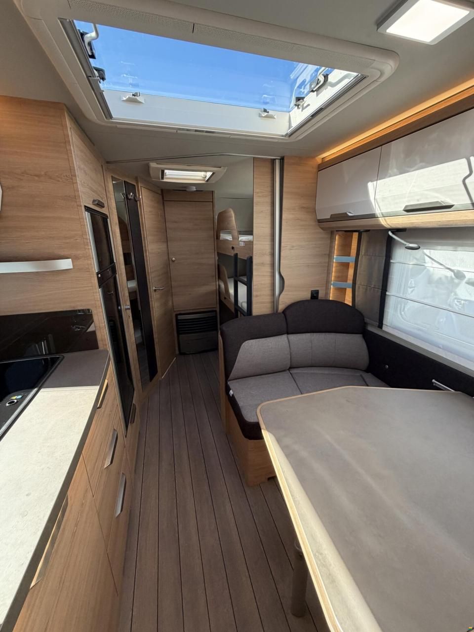 Knaus S&uuml;dwind BLACK SELECTION 580 QS