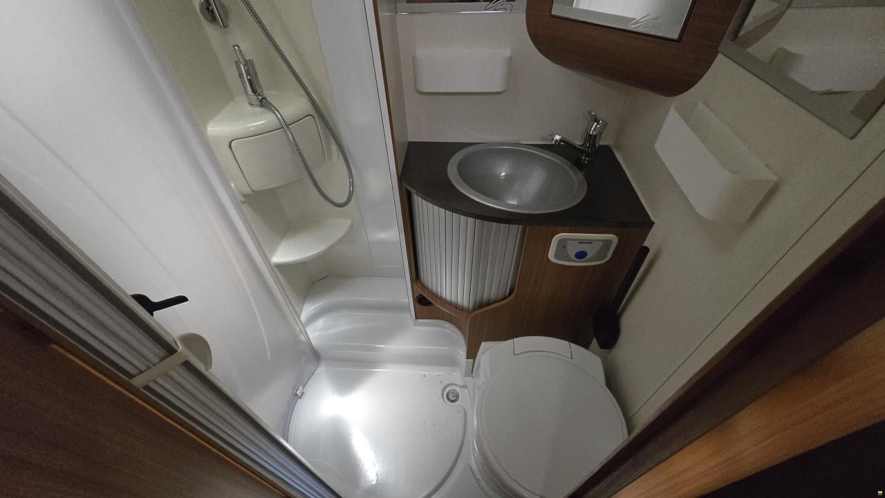 Adria Compact SL