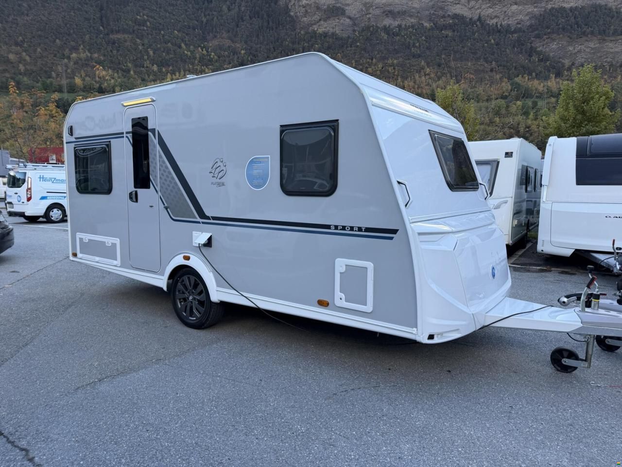 Knaus Sport 450 FU