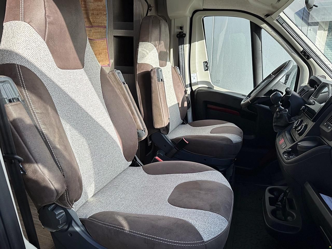P&ouml;ssl P2 RELAX 600 2.2 HDI