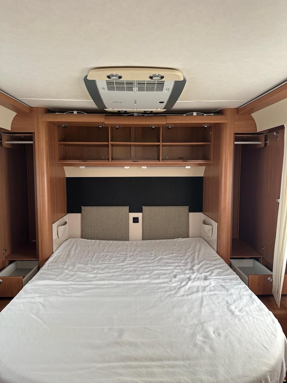 LMC Explorer II Liberty 720