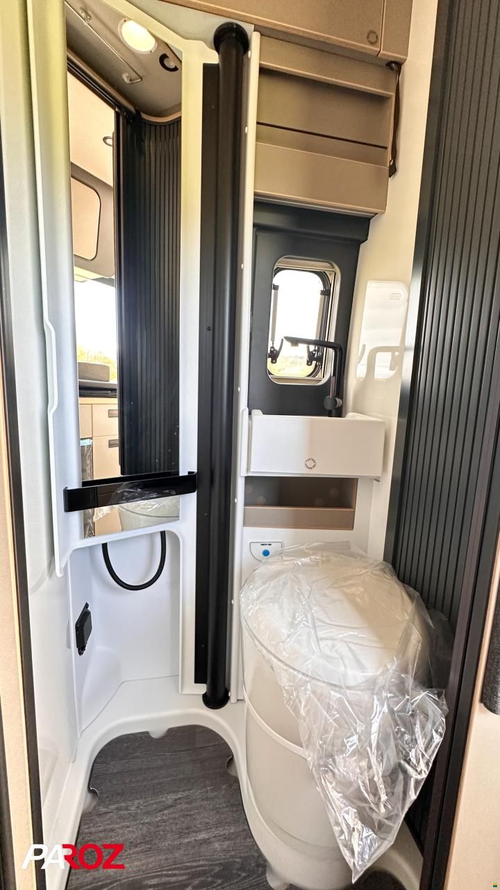 Weinsberg Cara Bus Grey 630 MEG Ed. [Fire] Outlaw
